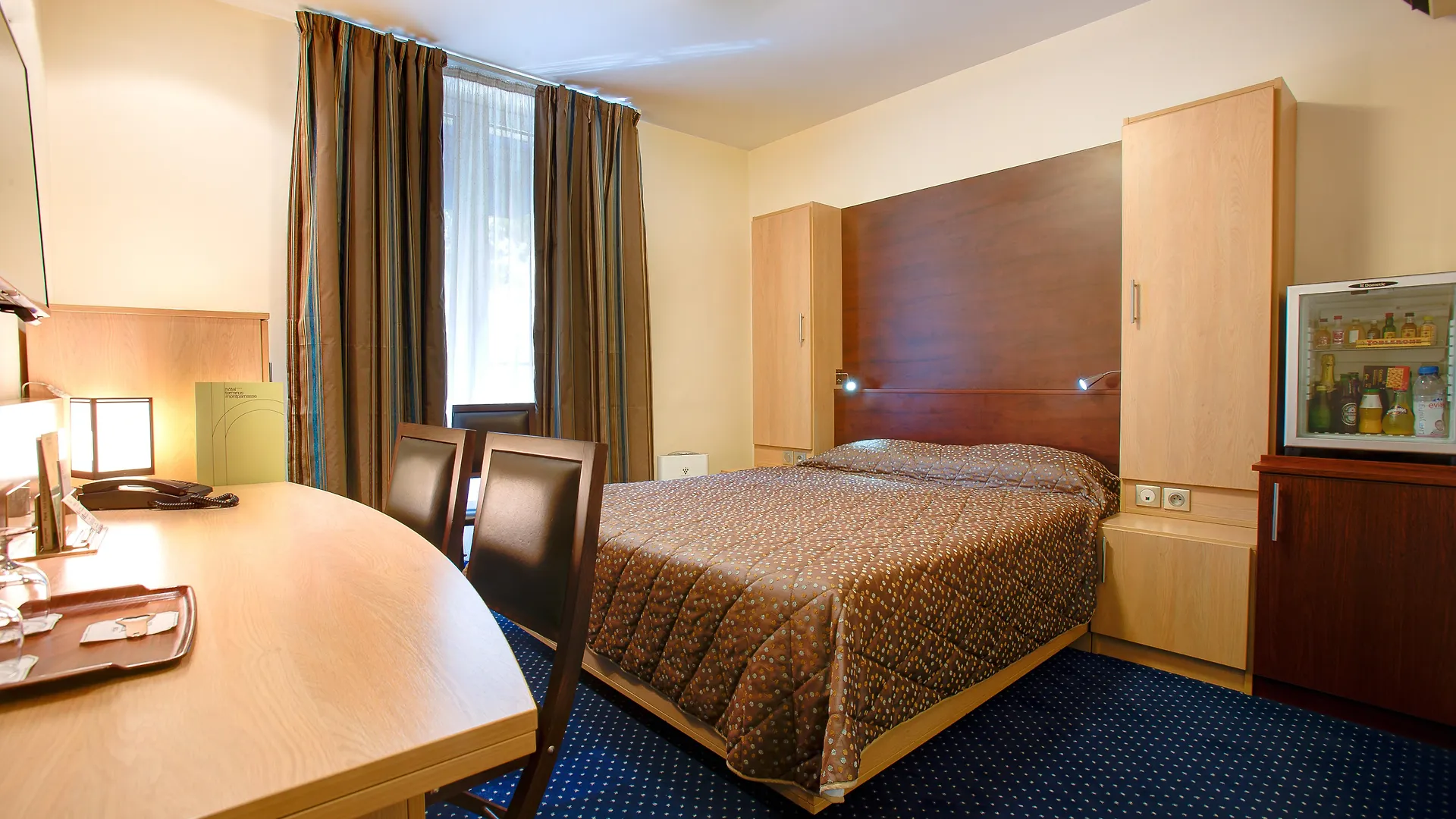 Hotel Terminus Montparnasse 3*