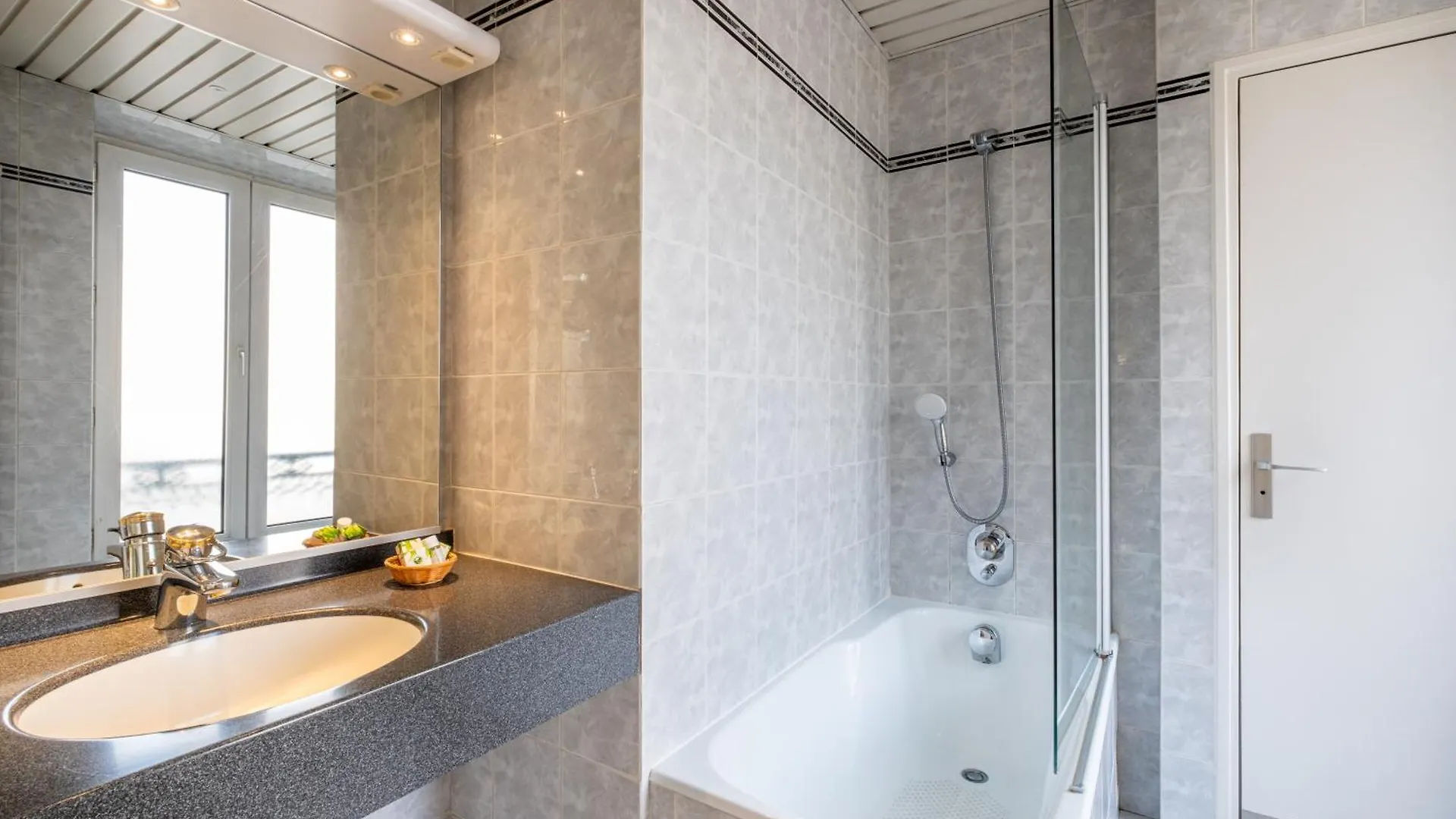 Terminus Montparnasse Hotel 3*